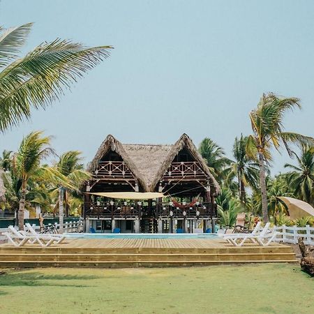 Los Olivos La Playa Hotel Y Restaurante Escuintla المظهر الخارجي الصورة
